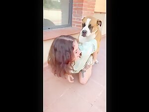 Amour interdit avec un chien 🐶