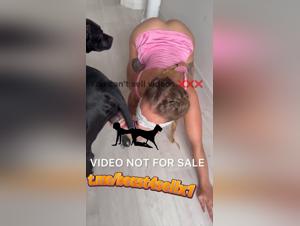 Debauched Teaser: Sonya lets herself be carried away by her canine instinct