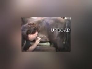 Délices Tabous : La Gloire de la Bestialité dans MAD-16