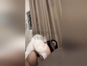 Délices Démoniaques : Le Sexe Femme-Chien Dévoilé