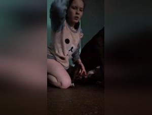 Le Desir Fou: Milly und ihr Hund in einer Sinnesorgie