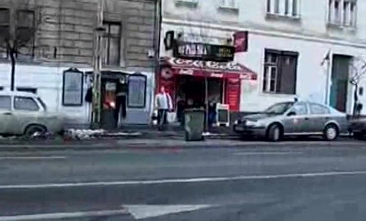 Bionda strafatta: Cane focoso si prende la sua gola profonda