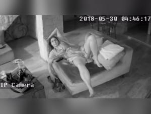 Culpabilité Sensuelle : Les Délices d'une Passion Interdite